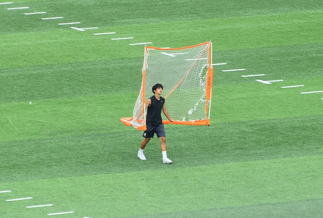 招聘尼科时